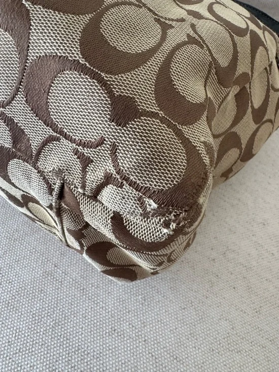 COACH VTG Signature Gallery East-West Y2K Tan Canvas Leather Tote Shoulder Bag - Picture 13 of 17